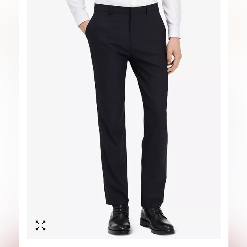 Calvin Klein  move 365Black Men's Pants
Slim fit with stretch 36x34